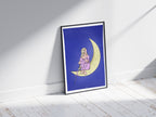 Image d’un cadre avec une illustration d’une femme assise sur la lune