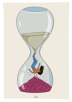 Femme qui tombe dans un sablier, en haut du sable et en bas des cœurs 