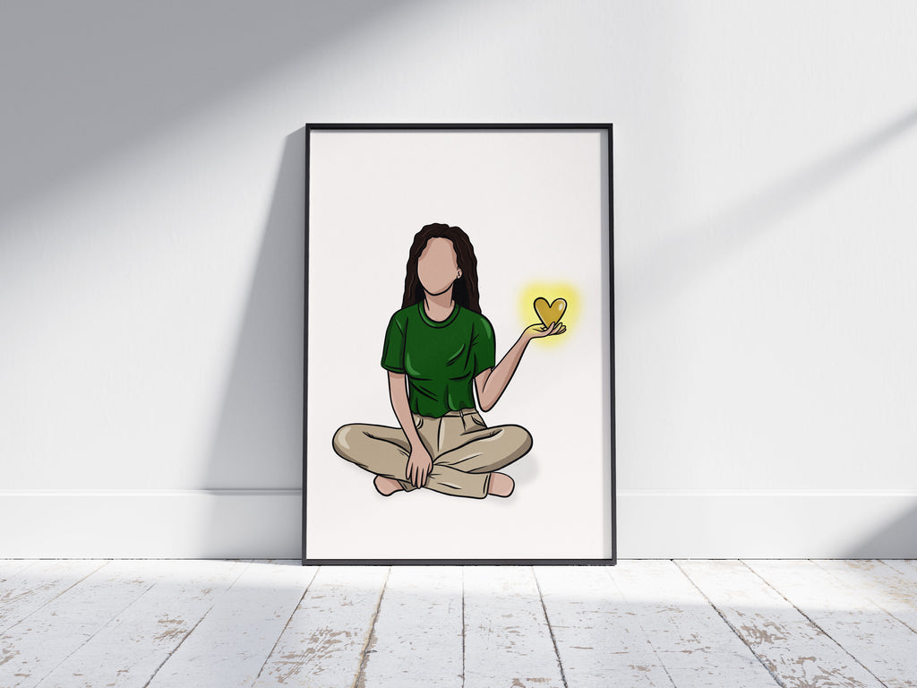 Image d’un cadre avec l’Illustration d’une femme assise par terre, avec un cœur dans sa main qui s’illumine comme le soleil 